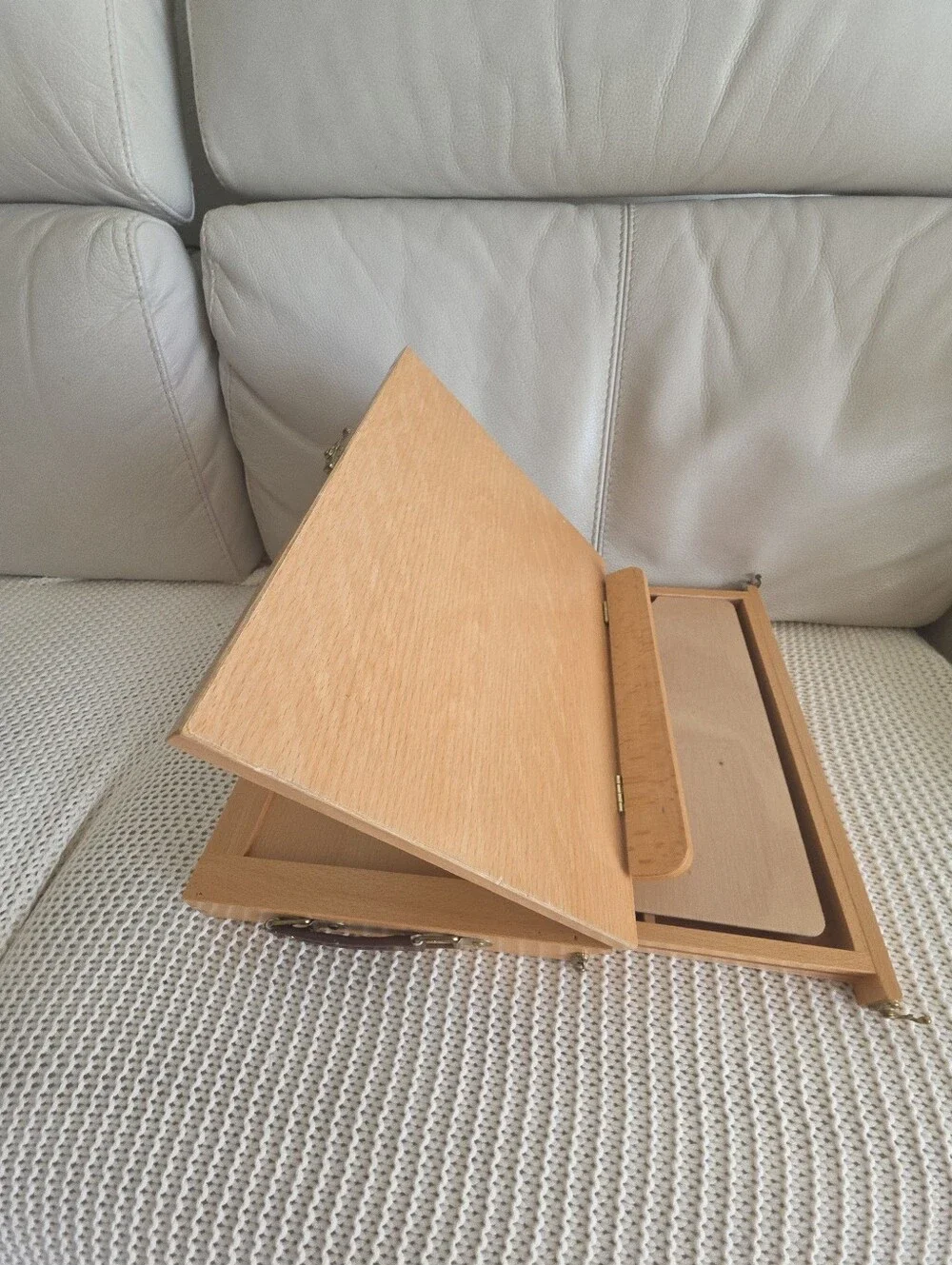 N/A handcrafted wooden